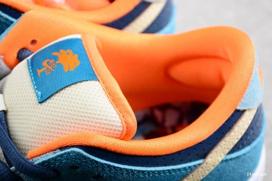 MIA Shop 504750-474 SB Low Skate Dunk Nike 0305